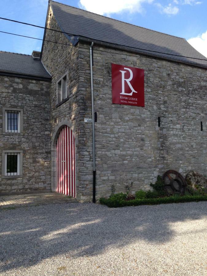 River Lodge Hotel Insolite Maredsous Exterior foto